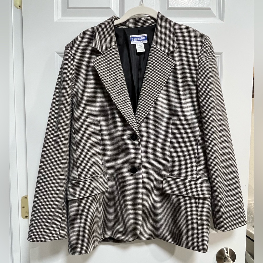 VINTAGE 100% Wool Pendleton Women's Black and White Houndstooth Blazer